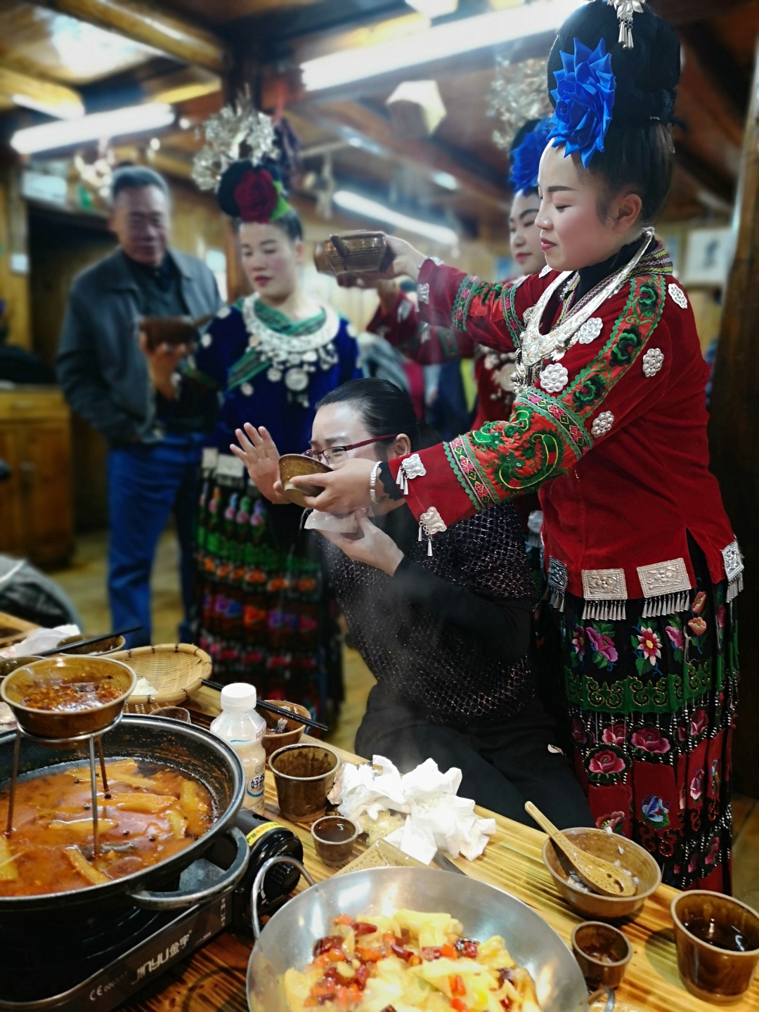 云南美食之旅，品味民族风情小吃盛宴